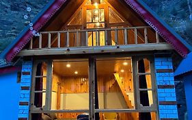 Parvati Valley Cottages & Cafe